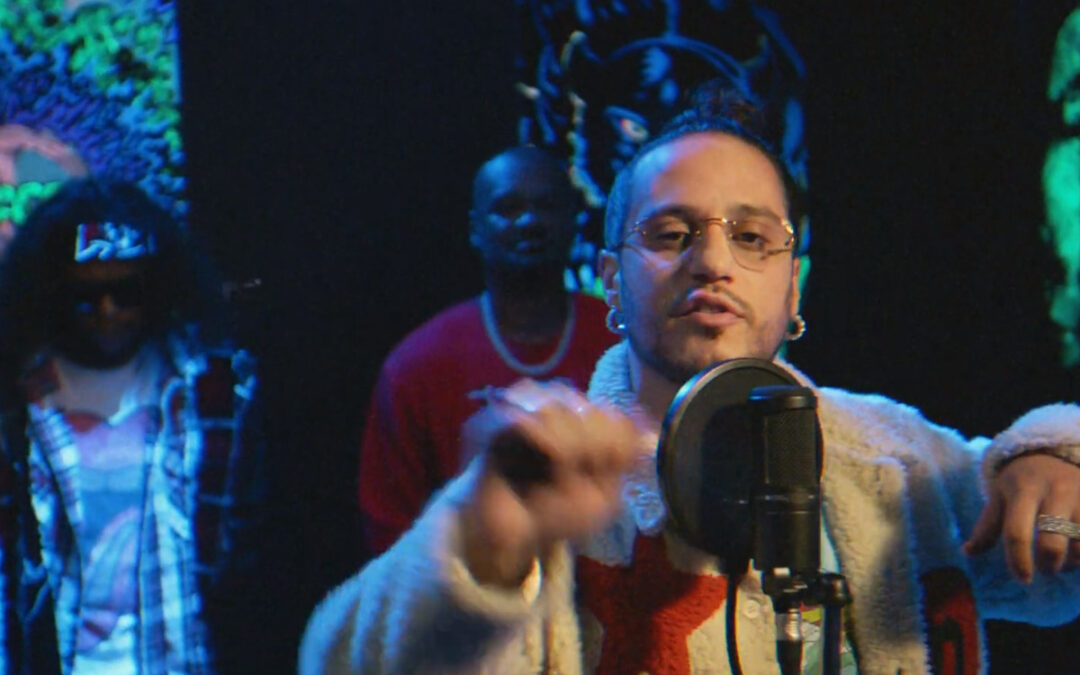 RUSS AND AB-SOUL PAY TRIBUTE TO RAP CITY IN “WHO WANTS WHAT” VIDEO